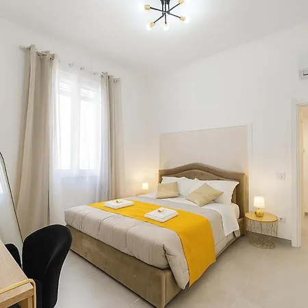 Deluxe Centro - Borghese *