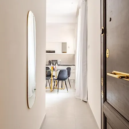 Deluxe Centro - Borghese Apartamento